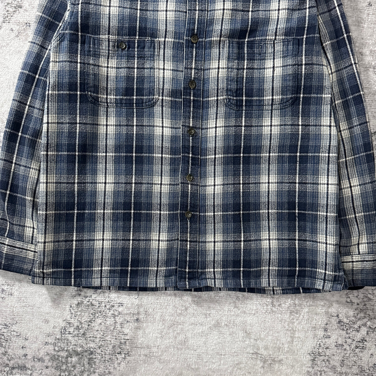 St. John's Bay Blue Ombre Check Heavy Flannel Shirt Size M