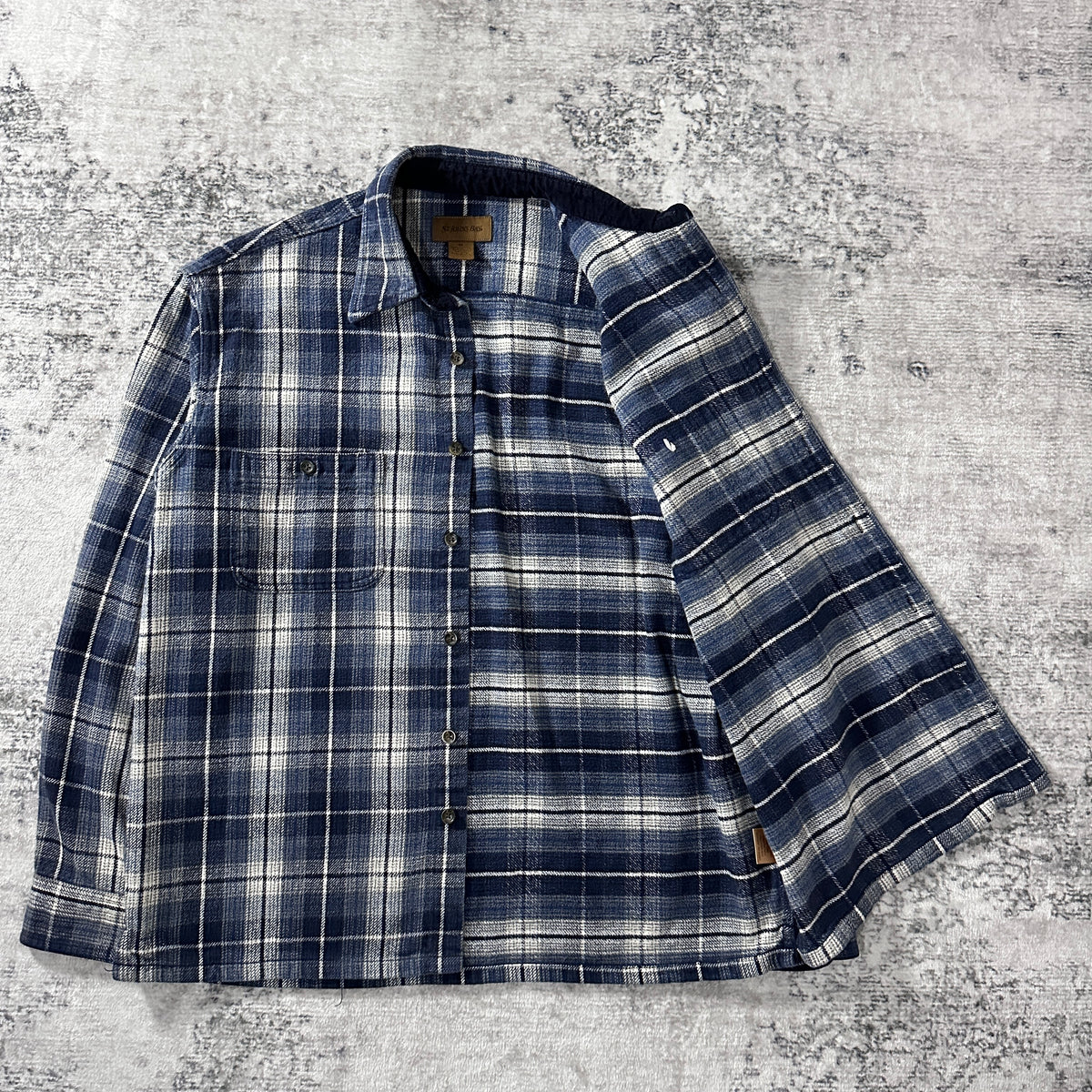 St. John's Bay Blue Ombre Check Heavy Flannel Shirt Size M