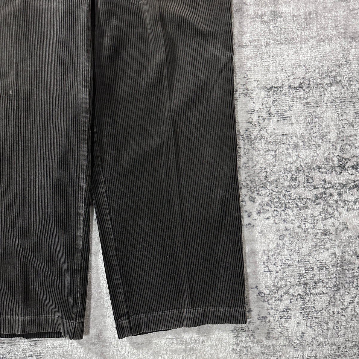 Polo by Ralph Lauren Andrew Pant Gray Brown Wide Wale Corduroy Pleated Pants Size 36x34