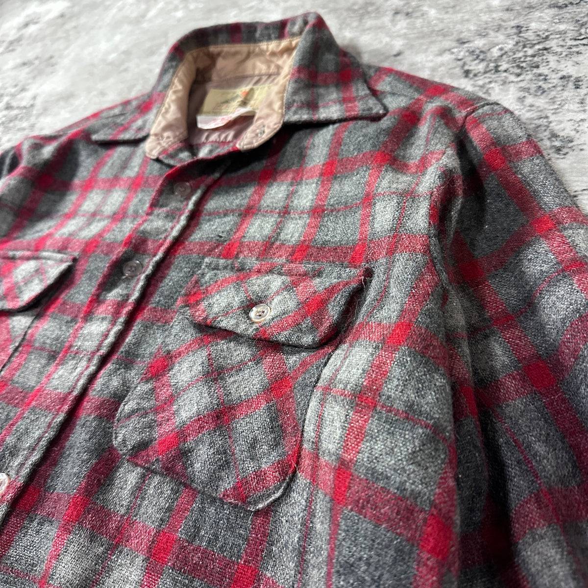Camel Red Check Wool Loop Collar Shirt Size L