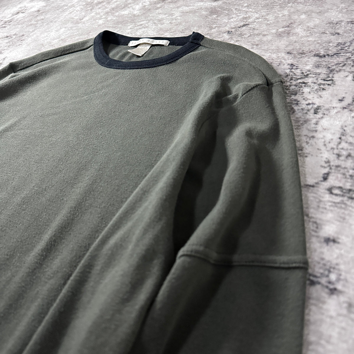 Perry Ellis Khaki Long Sleeve T-Shirt Size M