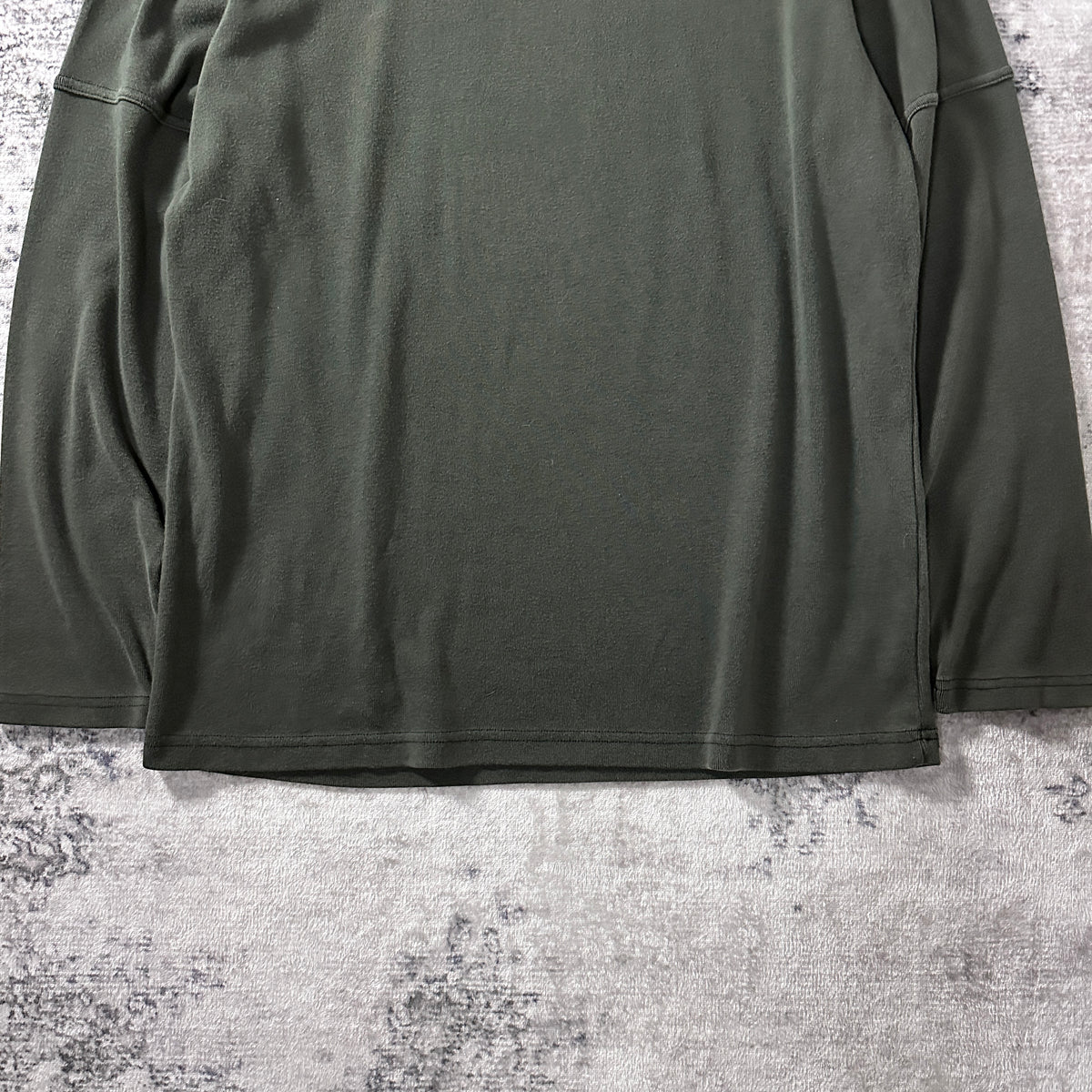 Perry Ellis Khaki Long Sleeve T-Shirt Size M