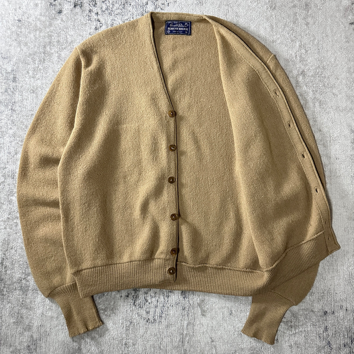 Arnold Palmer by Robert Bruce Beige V-Neck Cardigan Made in USA Size L